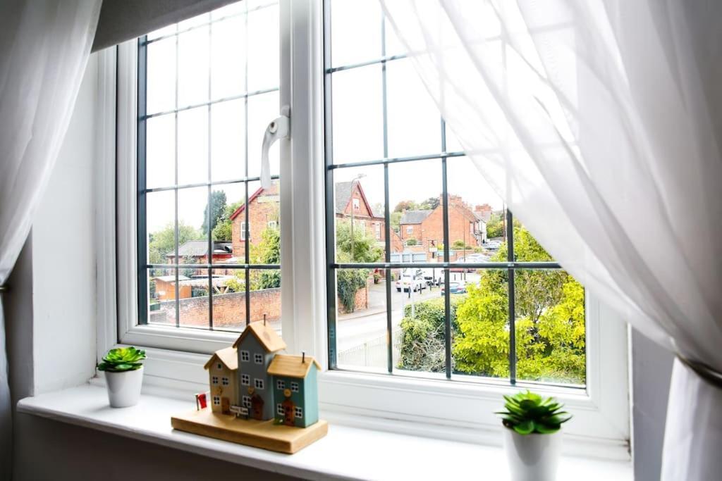 Hidden Gem Canal Facing Retreat With Lovely Walks Hopwas Exterior foto